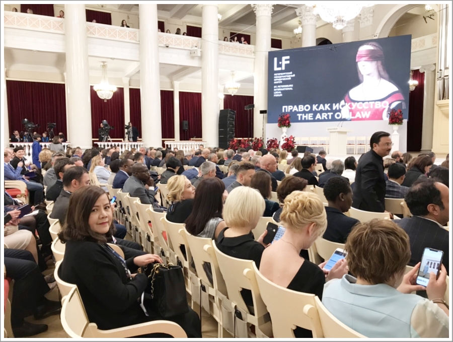 ﻿กรมบังคับคดีเข้าร่วมการประชุมว่าด้วยกฎหมายระหว่างประเทศ ครั้งที่ 9 (St. Petersburg International Legal Forum IX) ณ สหพันธรัฐรัสเซีย
